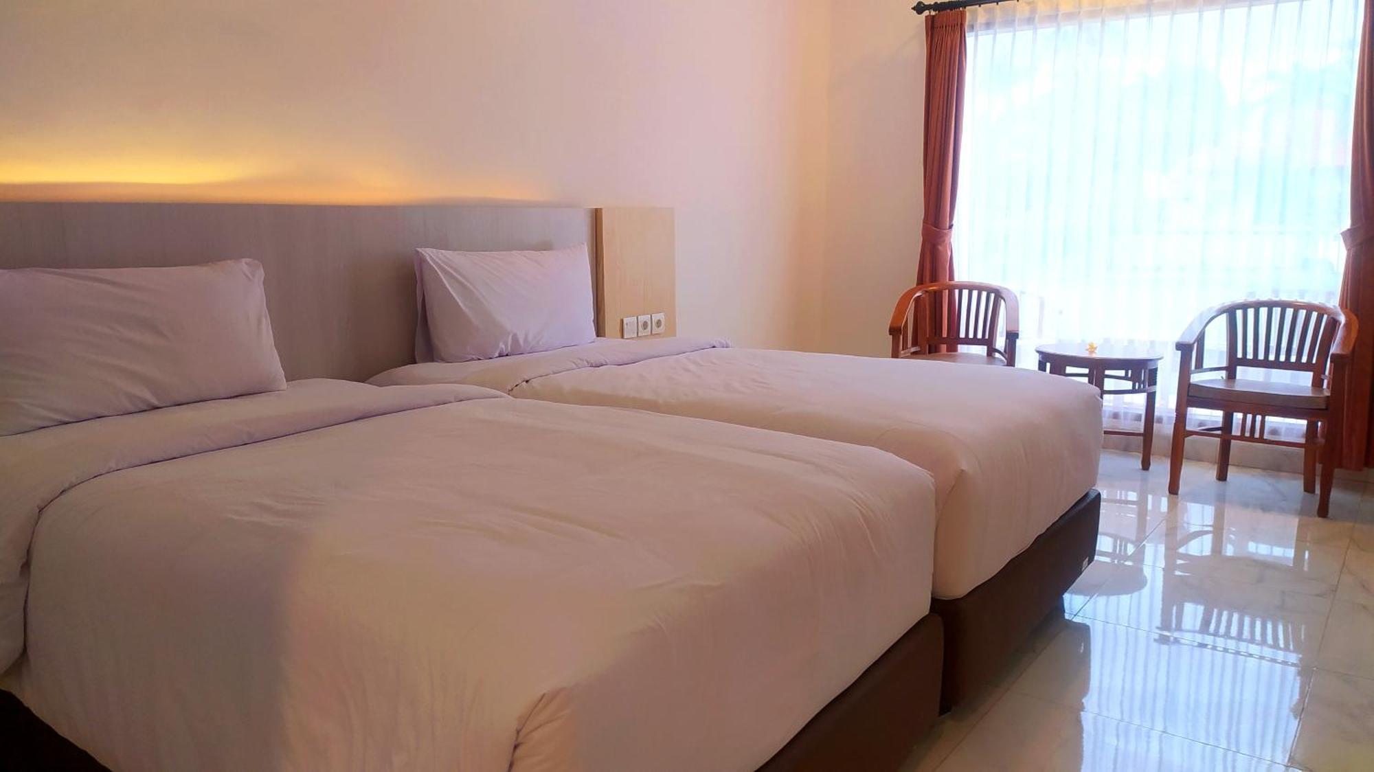 Hotel Puri Lovina Zewnętrze zdjęcie