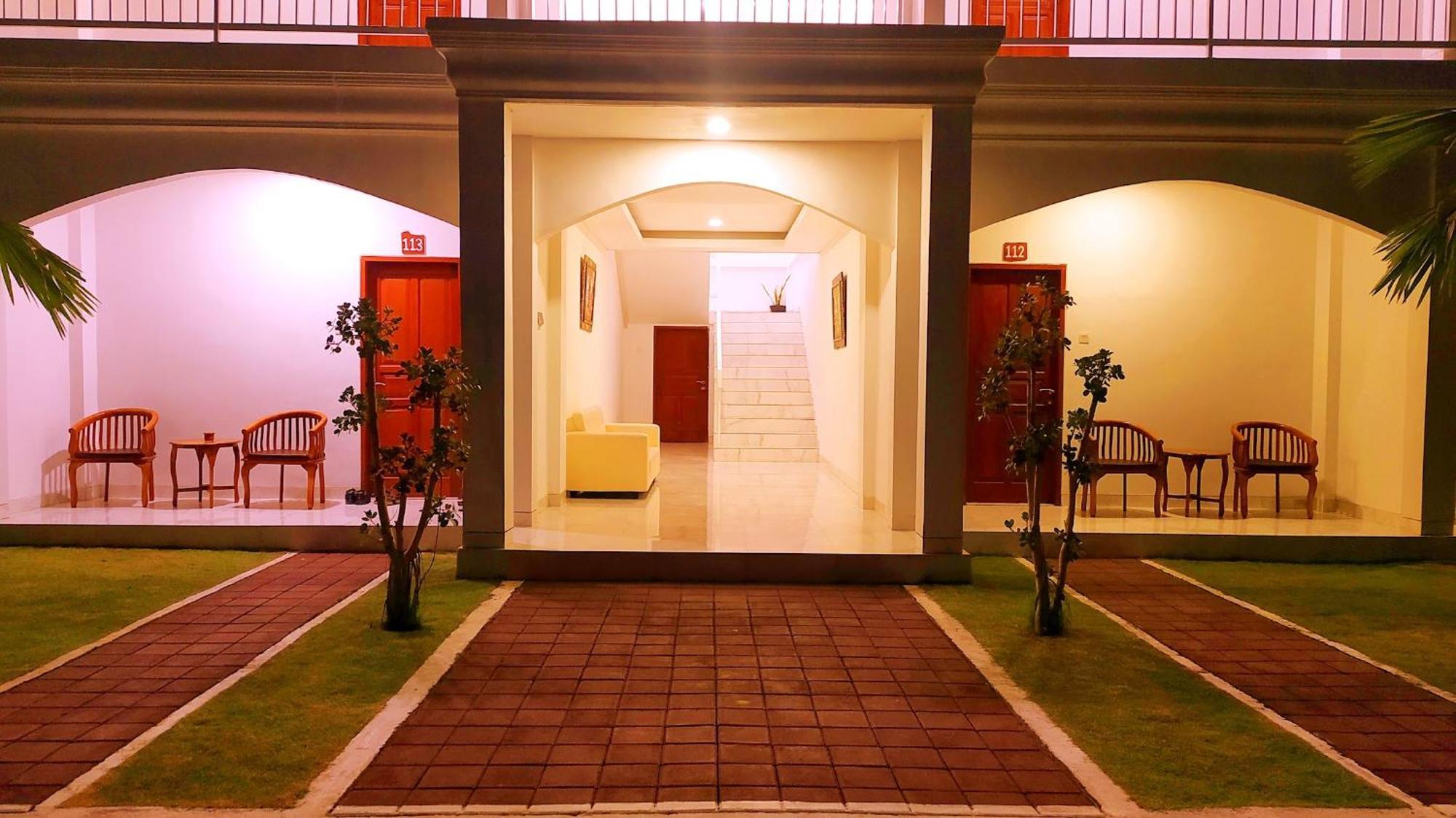Hotel Puri Lovina Zewnętrze zdjęcie